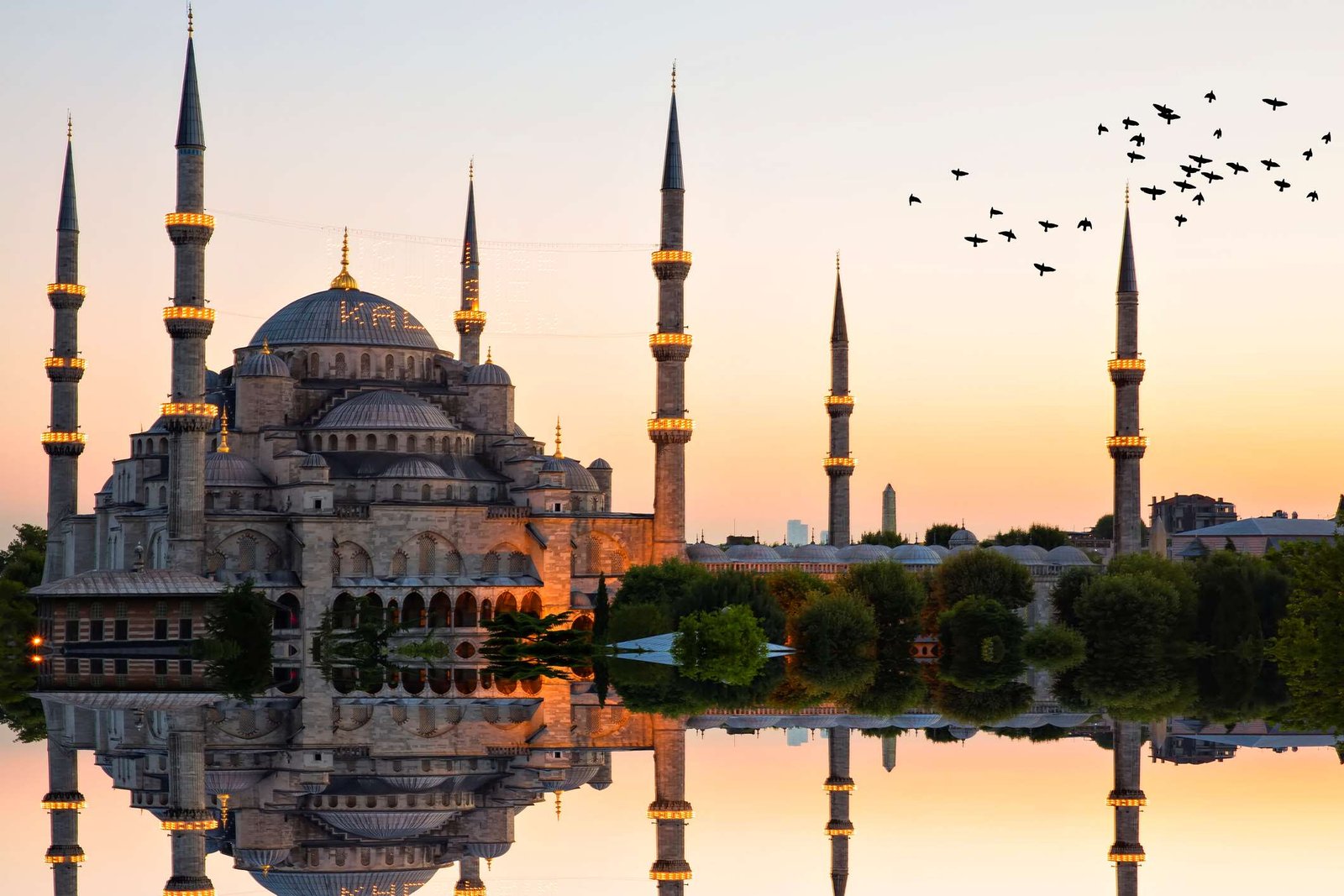 BLOQUEO TURQUÍA Y DUBÁI 2026: 15 días / 13 noches entre historia milenaria y lujo moderno.